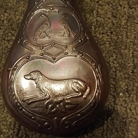 Give a Bang of a gift with this Vintage Vessel - Picture 2 of 4